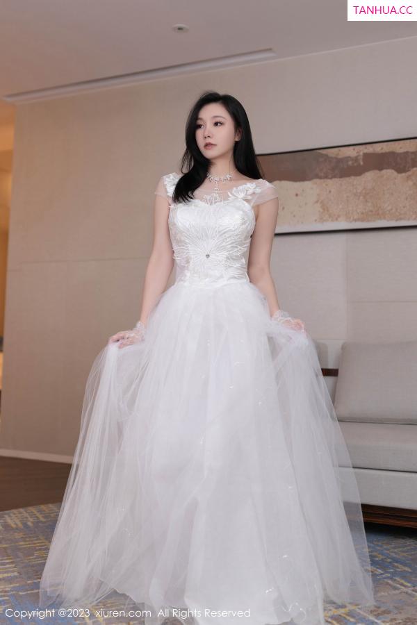 安然Maleah  [XiuRen]高清写真图 2023.08.08 No.7201 安然anran 婚纱美腿第9张图片